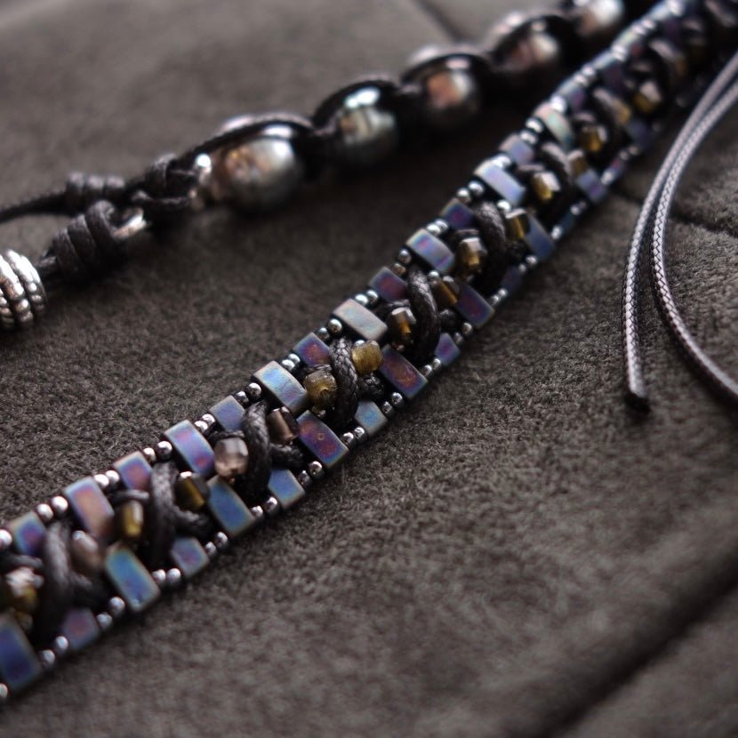 Black Woven Phone Strap with Tahitian Pearl - 5610 LUNATIC