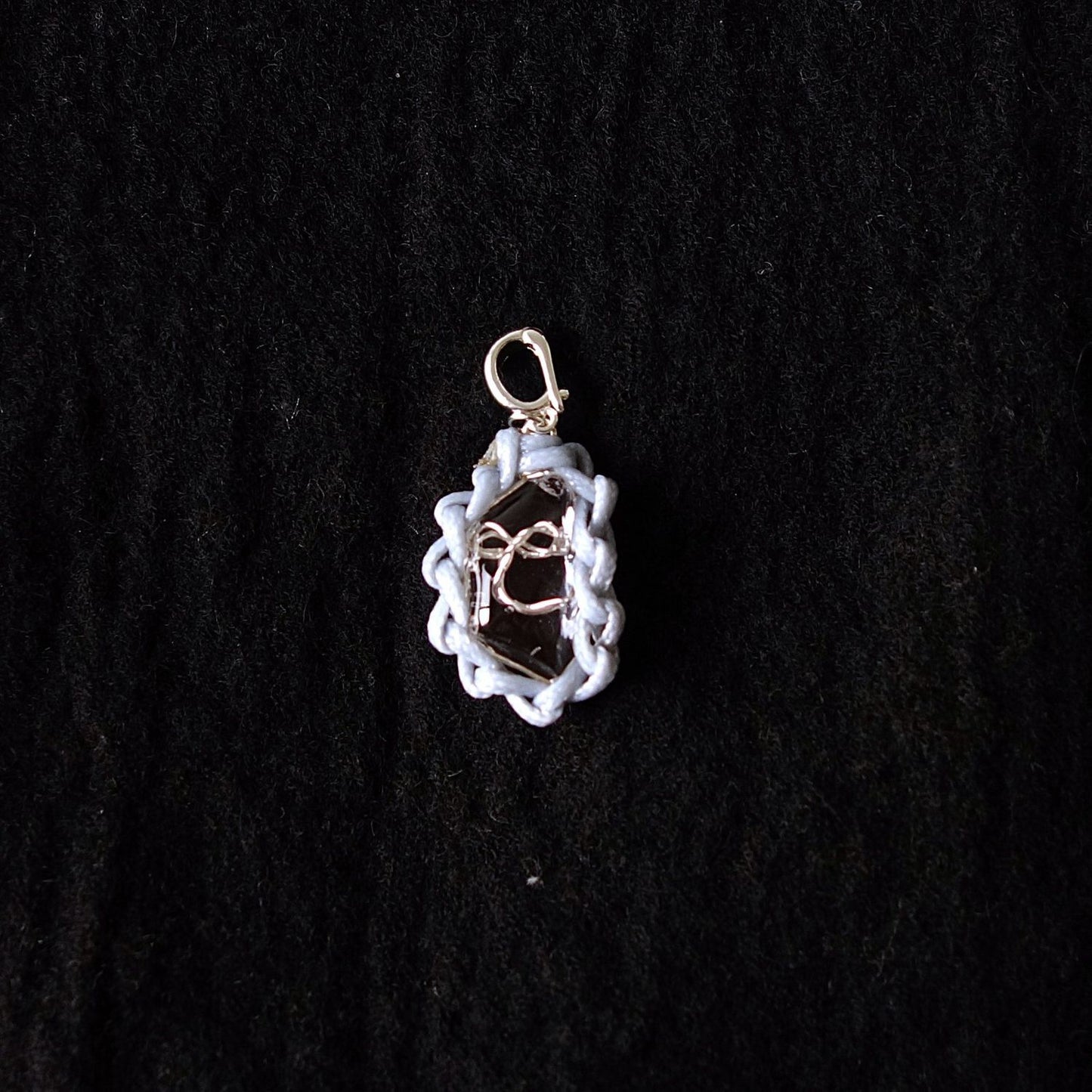 Crochet Pendant - 5610 LUNATIC