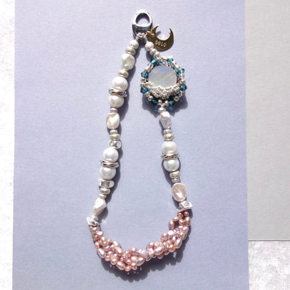 Lunara Phone Charm with Mabe Pearl - 5610 LUNATIC