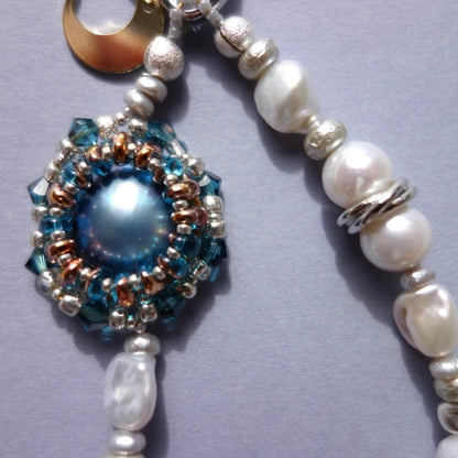 Lunara Phone Charm with Mabe Pearl - 5610 LUNATIC